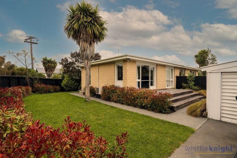 Photo of property in 2/57 Edward Avenue, Edgeware, Christchurch, 8013