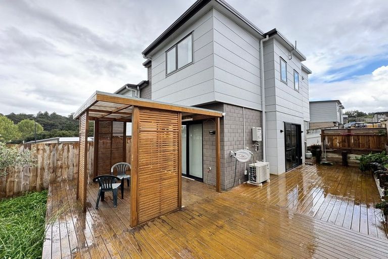 Photo of property in 9b Poruru Close, Papakura, 2110