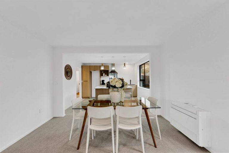 Photo of property in 1/1 Torvill And Dean Lane, Cashmere, Christchurch, 8022