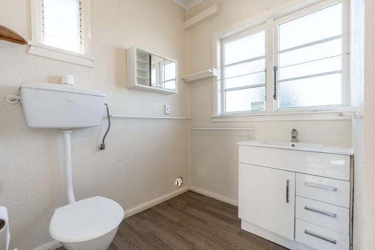 Photo of property in 14 Naylor Street, Hamilton East, Hamilton, 3216