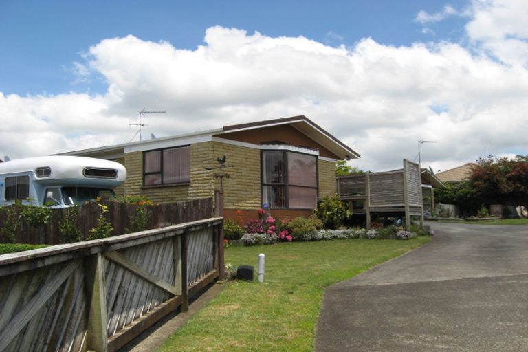 Photo of property in 215b Queen Street, Pukekohe, 2120