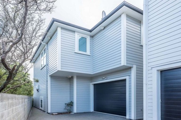 Photo of property in 51 Tinakori Road, Thorndon, Wellington, 6011