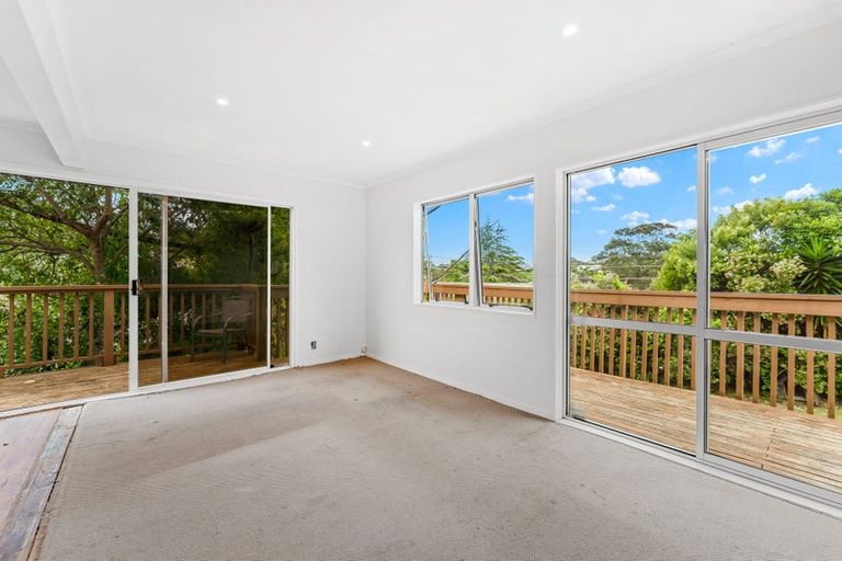 Photo of property in 2a Holiday Road, Stanmore Bay, Whangaparaoa, 0932