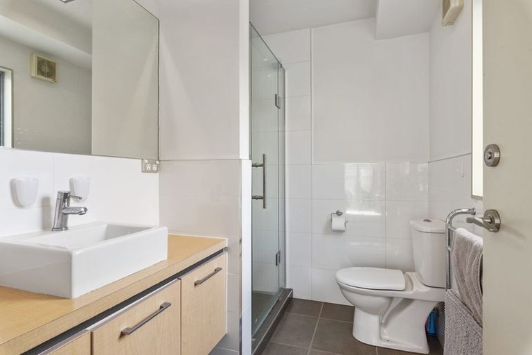 Photo of property in 119 Beach Road, Castor Bay, Auckland, 0620