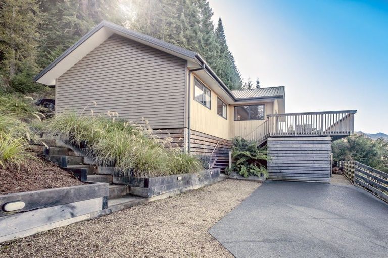 Photo of property in 24 Alpine Avenue, Hanmer Springs, 7334