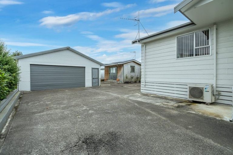 Photo of property in 3 O'byrne Street, Waikiwi, Invercargill, 9810