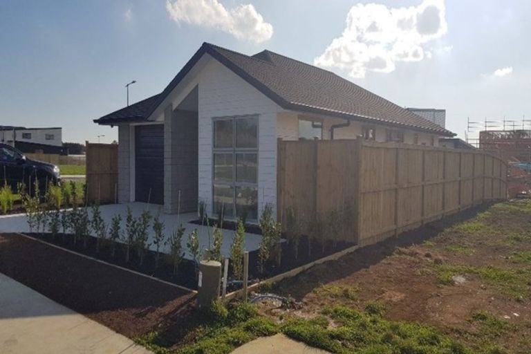 Photo of property in 4 Piripono Crescent, Pukekohe, 2120