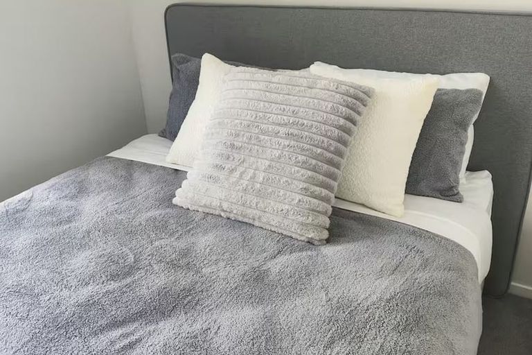 Photo of property in 12 Hugh Street, Mount Cook, Wellington, 6021