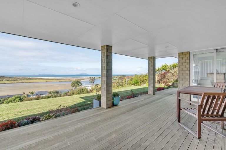 Photo of property in 35 Seascape Crescent, Waipu, 0582