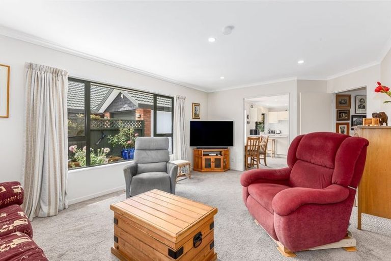 Photo of property in 2/45 Brunswick Street, Hutt Central, Lower Hutt, 5010