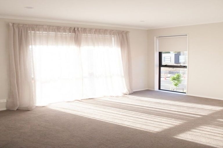 Photo of property in 20 Te Rito Road, Hobsonville, Auckland, 0616