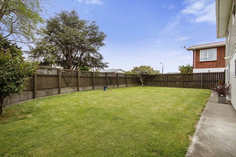 Photo of property in 4 Monterey Place, Totara Park, Upper Hutt, 5018