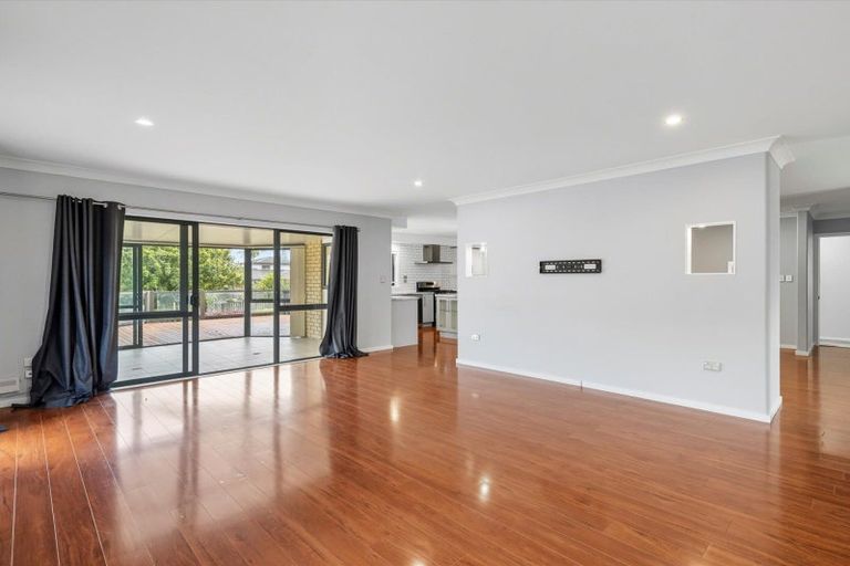 Photo of property in 30 Rowesdale Drive, Ohauiti, Tauranga, 3112