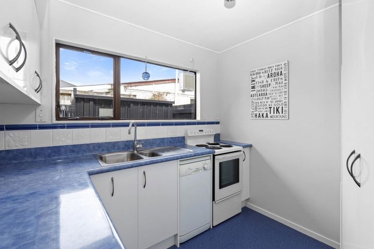 Photo of property in 28a Richmond Street, Petone, Lower Hutt, 5012