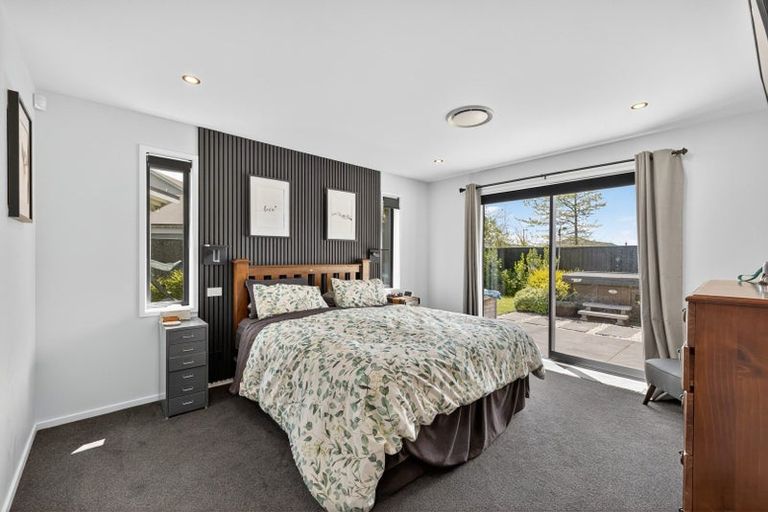 Photo of property in 11 Whitburn Avenue, Halswell, Christchurch, 8025