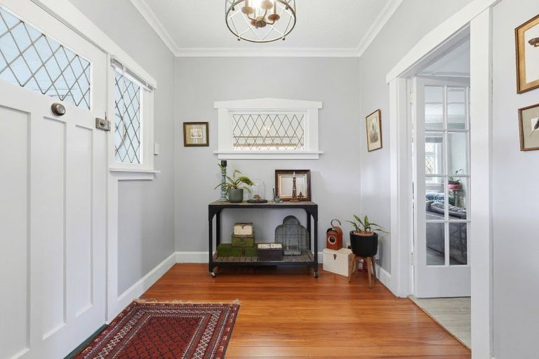 Photo of property in 33 Grey Street, College Estate, Whanganui, 4500