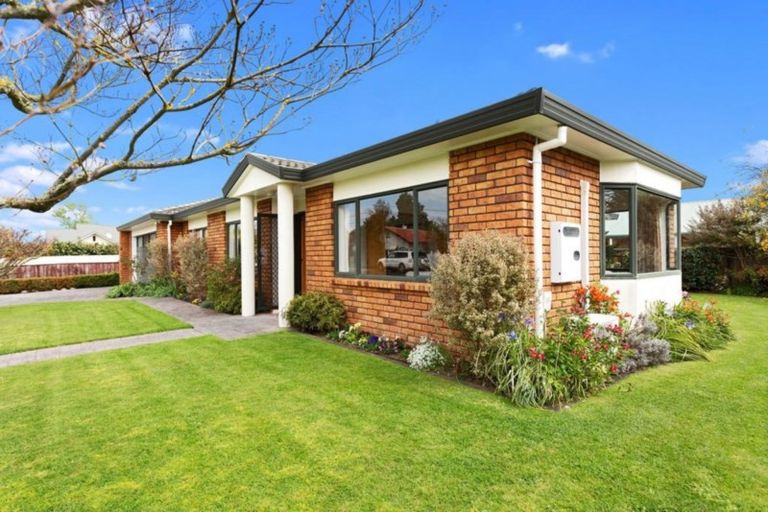 Photo of property in 26 Grey Street, Cambridge, 3434