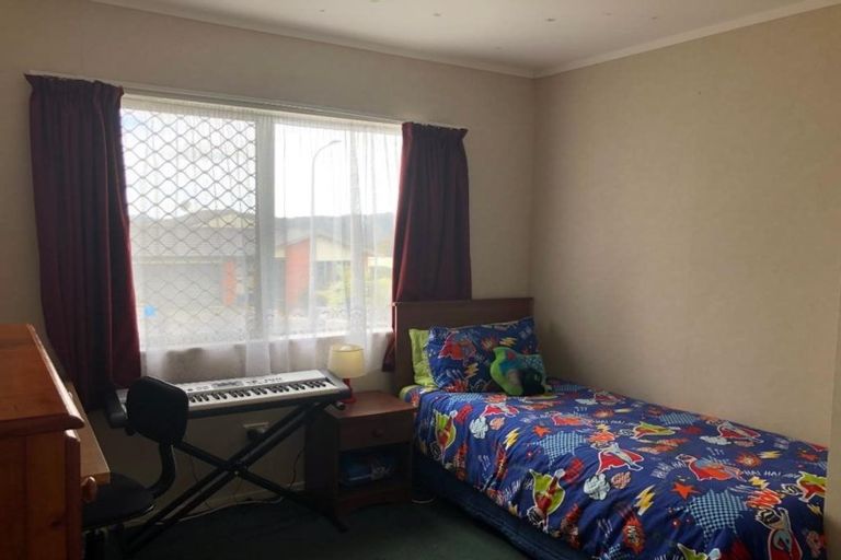 Photo of property in 38 Ridgeway Drive, Te Kamo, Whangarei, 0112