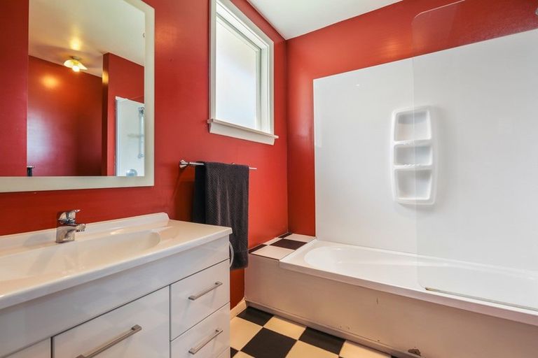 Photo of property in 110 Edinburgh Street, Spreydon, Christchurch, 8024