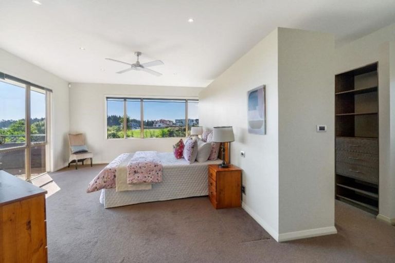 Photo of property in 3 Coronet Lane, Flat Bush, Auckland, 2019