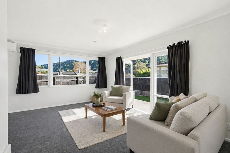 Photo of property in 1/7 Mitre Grove, Trentham, Upper Hutt, 5018