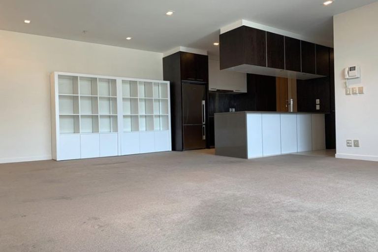 Photo of property in 9 Chews Lane, Wellington Central, Wellington, 6011
