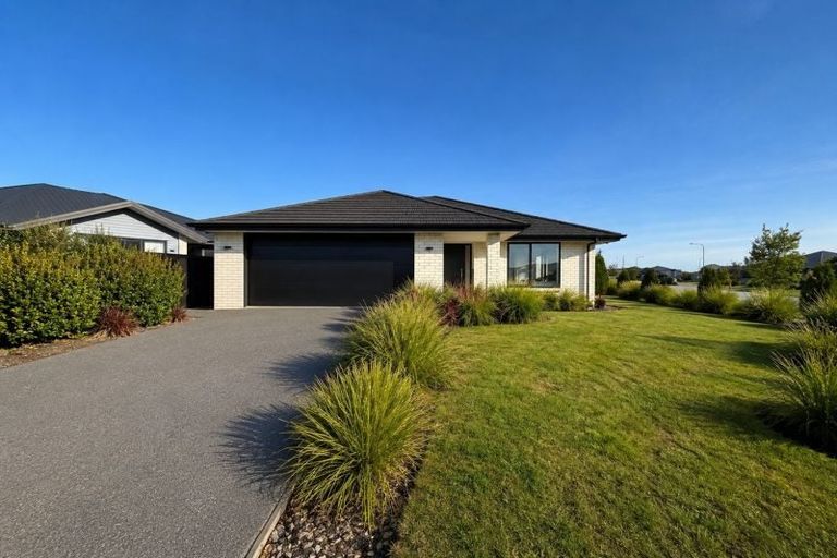 Photo of property in 9 Azara Way, Wigram, Christchurch, 8025