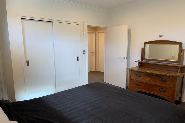 Photo of property in 2/28 Bayly Road, Moturoa, New Plymouth, 4310