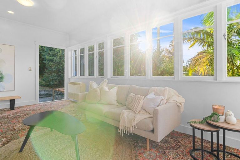 Photo of property in 9 Hill Street, Onerahi, Whangarei, 0110