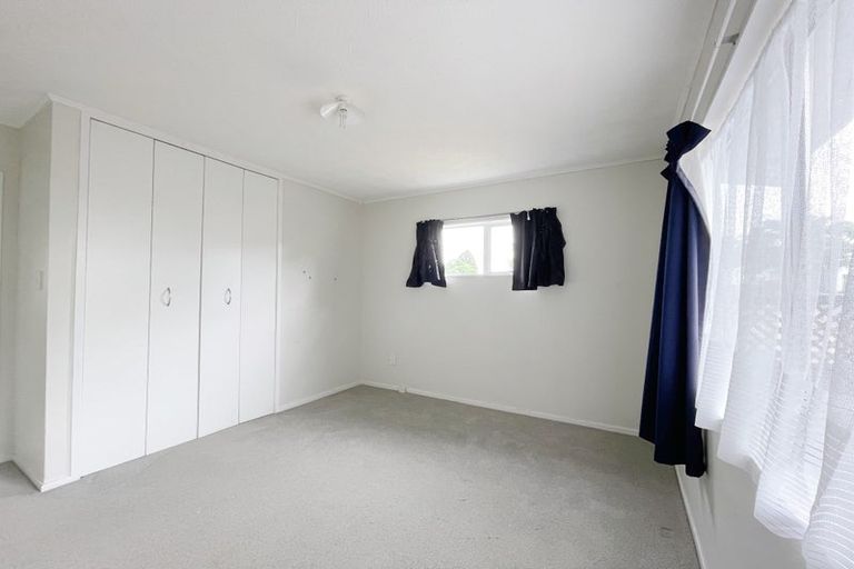 Photo of property in 6 Alidade Place, Massey, Auckland, 0614