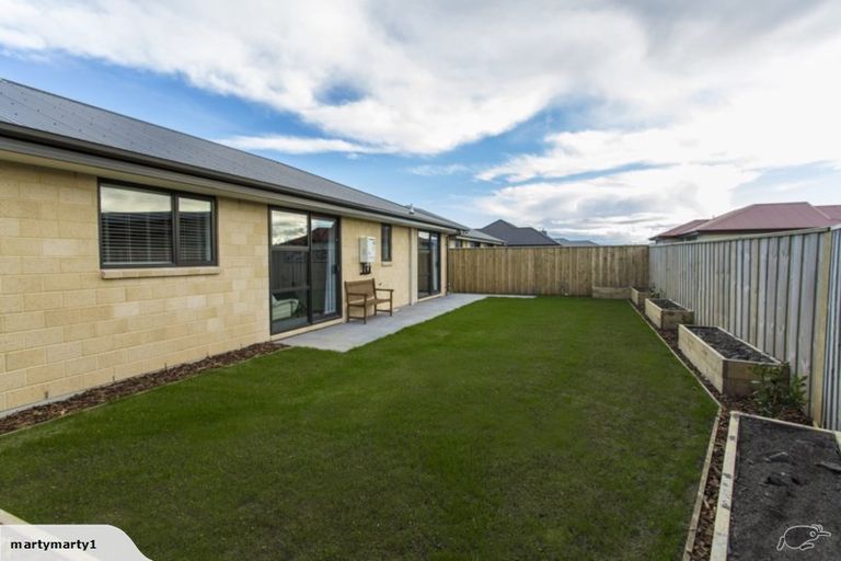Photo of property in 2 Claremont Crescent, Amberley, 7410