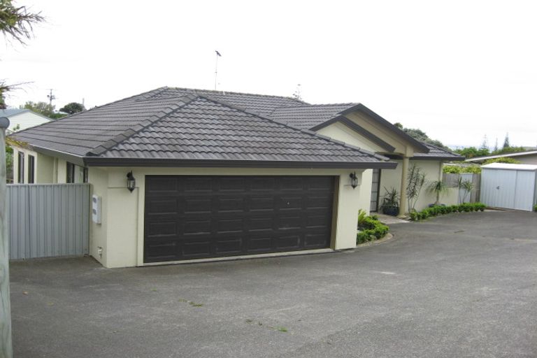 Photo of property in 28 Mariner Drive, Gulf Harbour, Whangaparaoa, 0930