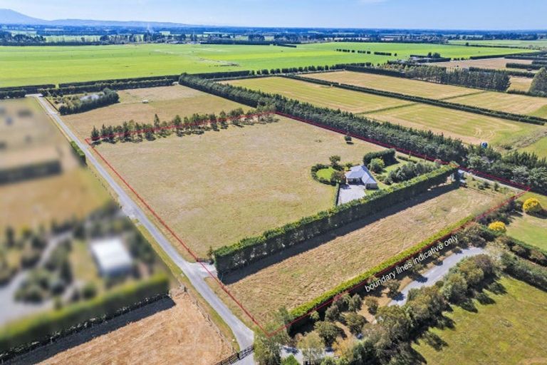 Photo of property in 1897 South Eyre Road, Eyrewell, Rangiora, 7476