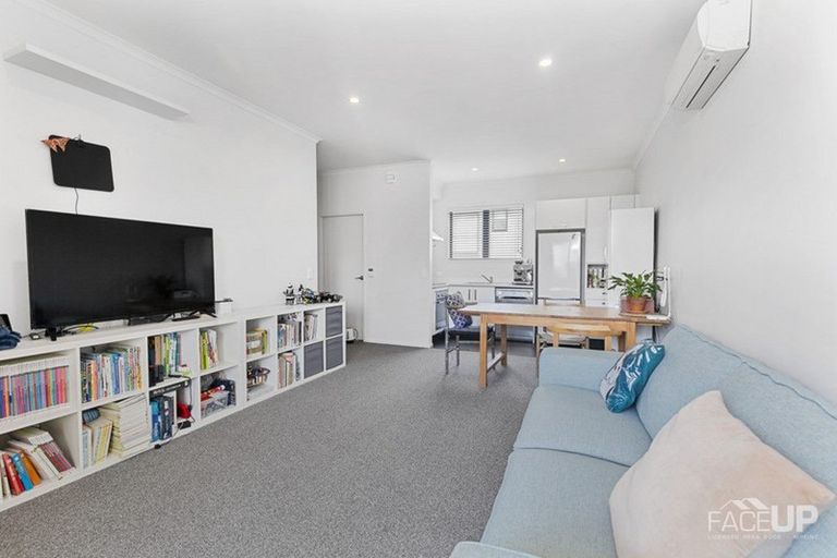 Photo of property in 7 Onekiritea Road, Hobsonville, Auckland, 0616