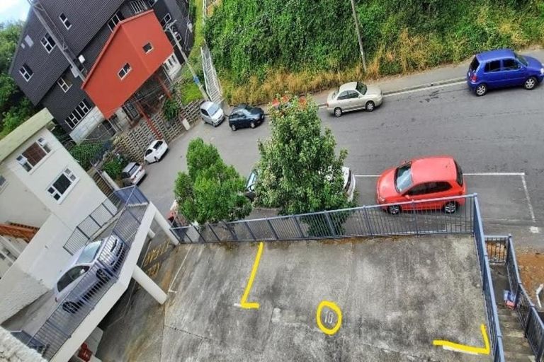 Photo of property in Parkland Flats, 10/51u Adams Terrace, Kelburn, Wellington, 6021