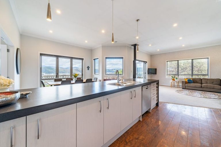 Photo of property in 13a Riverstone Drive, Riverstone Terraces, Upper Hutt, 5018