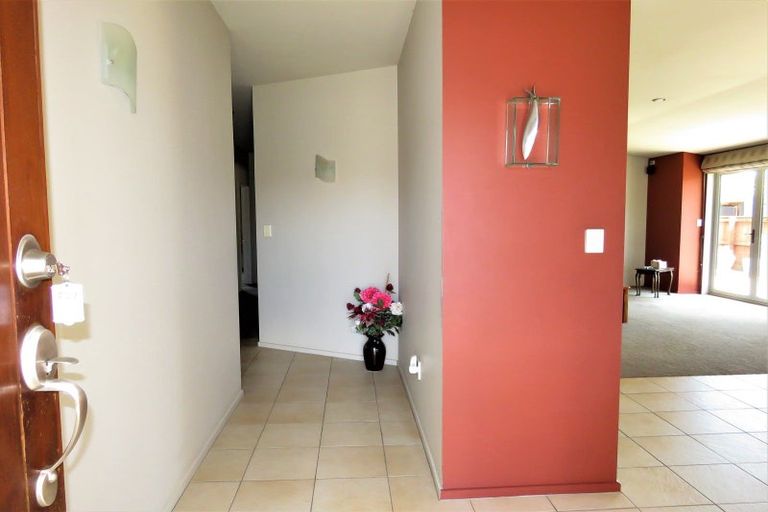 Photo of property in 30 Russell Street, Westport, 7825