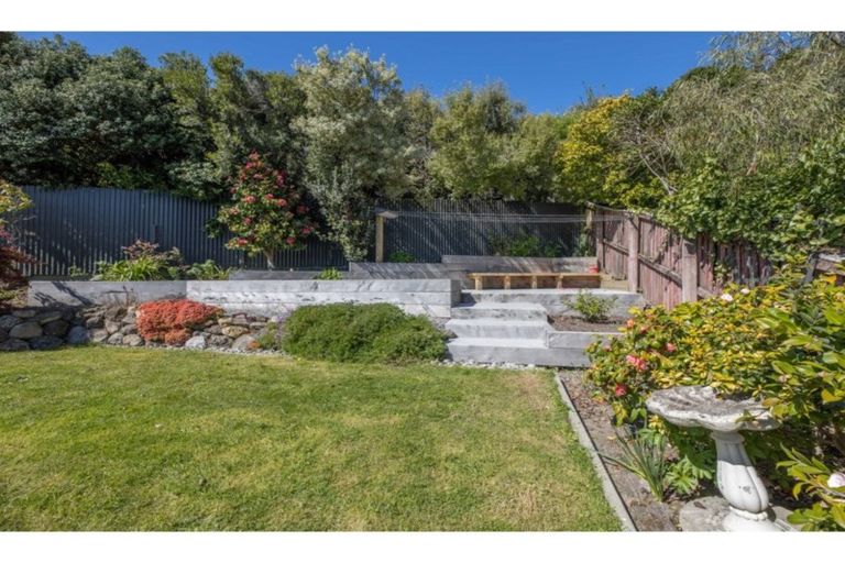 Photo of property in 2/66 Parklands Drive, Huntsbury, Christchurch, 8022