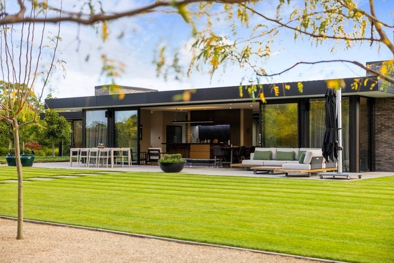 Photo of property in 22 Waikaraka Drive West, Te Puna, Tauranga, 3174
