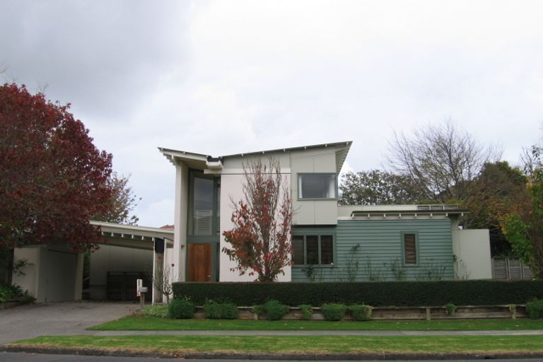 Photo of property in 4a Ngarara Road, Waikanae, 5036