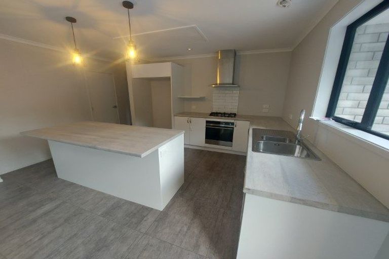 Photo of property in 8 Waimanu Place, Ruakaka, 0116