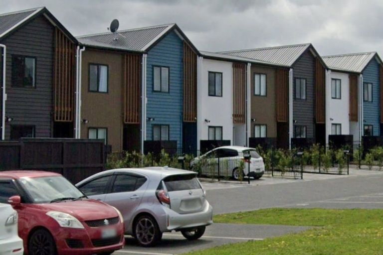 Photo of property in 11 Artistry Lane, Papakura, 2110