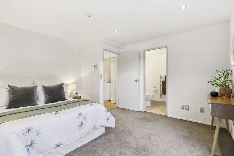 Photo of property in 66 Saddleback Grove, Karori, Wellington, 6012