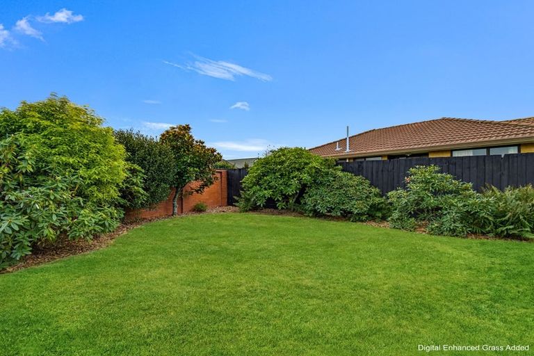 Photo of property in 37 Ben Nevis Drive, Broomfield, Christchurch, 8042