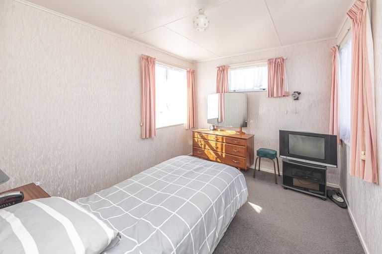 Photo of property in 40 Kowhai Street, Castlecliff, Whanganui, 4501