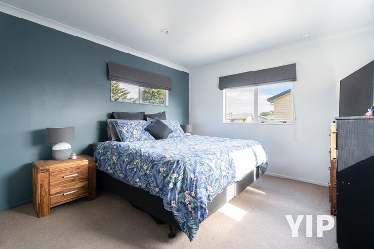 Photo of property in 2 Pohutukawa Grove, Titahi Bay, Porirua, 5022