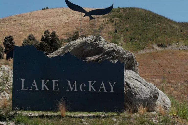 Photo of property in 5 Lake Mckay Drive, Luggate, 9382