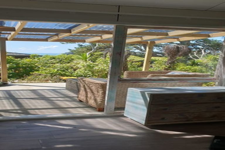Photo of property in 2 Rimu Road, Mangere Bridge, Auckland, 2022