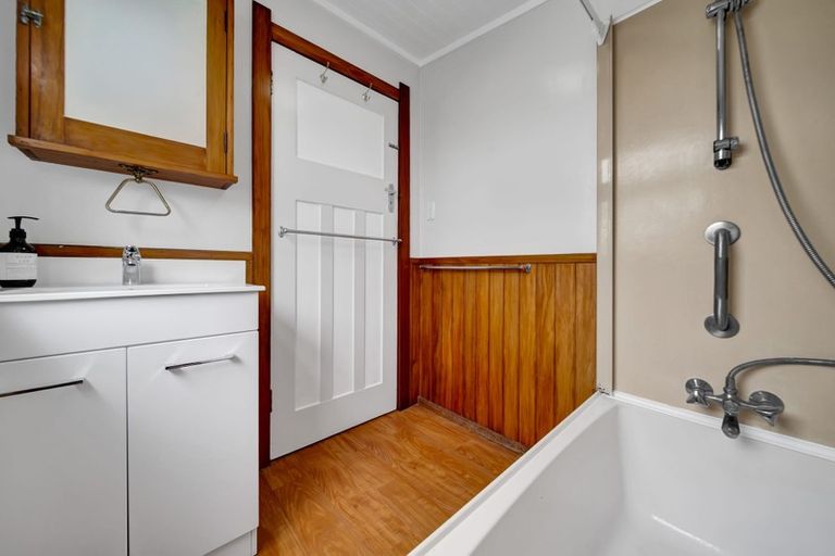 Photo of property in 155 Regan Street, Stratford, 4332