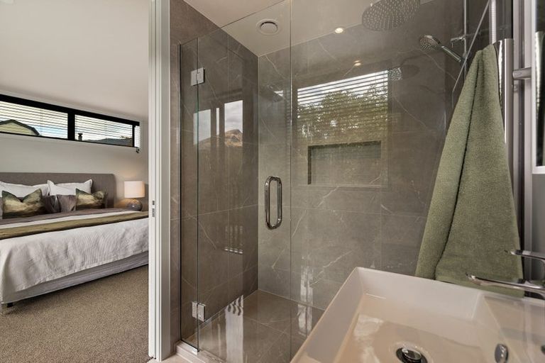 Photo of property in 4b Pritchard Place, Arrowtown, 9302